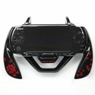 定番のPSPグリップがさらに進化「モンスターハンターポータブル3rd ハンティンググリップS」12月1日発売