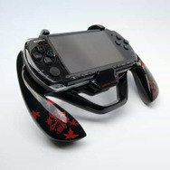 定番のPSPグリップがさらに進化「モンスターハンターポータブル3rd ハンティンググリップS」12月1日発売