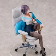 黒ストッキングで魅せる脚…！『シャニマス』×『雀魂』コラボより、OLスタイルの「浅倉透」フィギュアが予約受付開始