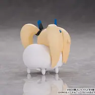 『勝利の女神：NIKKE』謎生物「DORO」が電動ホビーに！ “専用ドッグラン”と共に登場ーシークレットは「金のDORO」