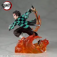 「鬼滅の刃」無限城編での熾烈な戦闘シーンが立体化！竈門炭治郎、冨岡義勇、猗窩座のエフェクト付きプライズフィギュアが2月26日より順次展開