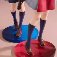 「リコリコ」キービジュがモチーフ！「錦木千束/井ノ上たきな」フィギュアが予約受付開始、髪やスカートなど躍動感にあふれる仕上がり