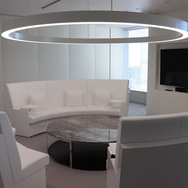 コジプロの創造はここから生まれる！「コジマプロダクション」スタジオ潜入レポート。ルーデンスからカフェテリアまで、オフィスなのに世界観作り込みがスゴい【特集】