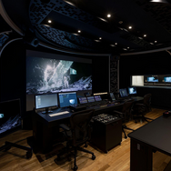 コジプロの創造はここから生まれる！「コジマプロダクション」スタジオ潜入レポート。ルーデンスからカフェテリアまで、オフィスなのに世界観作り込みがスゴい【特集】