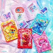 スティッチが可愛いデコラファッションに！シール帳やぬいぐるみもラインナップのHappyくじ「Stitch Colorful Kawaii」3月27日発売