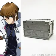 「遊戯王」新作コラボアイテムのこだわりが凄い！「千年パズル」懐中時計はじめ、遊戯と海馬の象徴的な要素を盛り込んだブーツなど全5商品