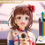 『アイマス』20周年の“最高傑作”！「天海春香」スターピースメモリーズ衣装フィギュアが予約開始ー背景には矢印、台座にたくさんの星をデザイン