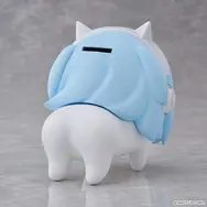 『勝利の女神：NIKKE』謎生物「SHIDORO」が大きめソフビ化！愛らしいフォルム、貯金箱として活用できる優れもの