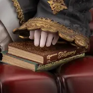 こだわりのムチムチ太もも！『CODE VEIN II』より「ルゥ・マグメル」がリラックスした座り姿で立体化、心臓部はパール・メタル塗装で神秘的