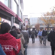 秋葉原には1000名近くの大行列が『モンスターハンターポータブル3rd』 