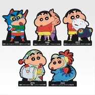 劇場版「クレヨンしんちゃん」一番くじ第2弾全ラインナップ公開！ロボとーちゃんとの腕相撲フィギュアなど、名シーンモチーフグッズがズラリ