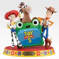 A賞は「ウッディ」たち集合の映画記念フィギュア！一番くじ「トイ・ストーリー5」より、相棒ぬいぐるみマスコットなど目玉賞が先行公開