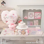 「リルアラモード」新作一番くじの全ラインナップ公開！ムースたち4人のマスコットや、お顔の刺繍が可愛いポーチなどを展開