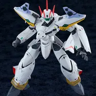 「マクロスダイナマイト7」より「VF-19P」がバトロイド形態でプラモデル化！同スケールの「熱気バサラ」とガンポッドが付属
