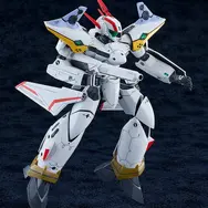 「マクロスダイナマイト7」より「VF-19P」がバトロイド形態でプラモデル化！同スケールの「熱気バサラ」とガンポッドが付属