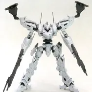 『アーマード・コア』より「ラインアーク ホワイト・グリント＆V.O.Bセット」が再生産！塗装しやすい通常成型色に変更