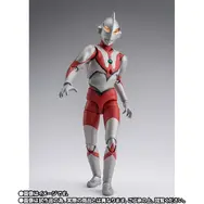 「にせウルトラマン」がS.H.Figuartsに登場！円谷プロ監修のもと忠実に立体再現、ロープにつかまった状態の「ホシノ隊員」イメージパーツも付属