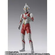 「にせウルトラマン」がS.H.Figuartsに登場！円谷プロ監修のもと忠実に立体再現、ロープにつかまった状態の「ホシノ隊員」イメージパーツも付属