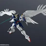 ウイングガンダムゼロ(EW)、シャア専用ザクIIらが躍動感あるポーズで決まる！可動フィギュア「GUNDAM UNIVERSE」から3機がリニューアル