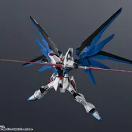 ウイングガンダムゼロ(EW)、シャア専用ザクIIらが躍動感あるポーズで決まる！可動フィギュア「GUNDAM UNIVERSE」から3機がリニューアル