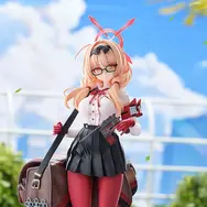 レギンスで魅せるふとももに惹かれる…！『ブルアカ』より、制服姿の「チナツ」1/7スケールフィギュアが予約受付開始