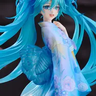 「初音ミク」が花火&ドローンショーのメインビジュアルで立体化！クリアパーツ使用のツインテールと大きく広がる帯が幻想的