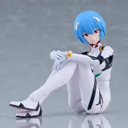 「ヱヴァンゲリヲン新劇場版」より「綾波レイ」「式波アスカ」の新作プラモデル！可愛らしいペタン座りなど、プラグスーツ姿で多彩なポーズが決まる