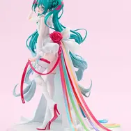 「レーシングミク」誕生15周年記念！望月けい氏デザインによる、鮮やかリボンと純白のドレスに身を包む特別な姿が立体化