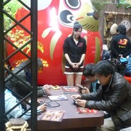 本物のハンターさんが登場？『MHP3rd』は90分待ち・・・ジャンプフェスタ2011レポート(3)