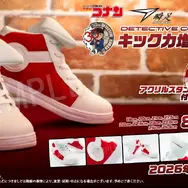 あの“キック力増強シューズ”が現実に…！「名探偵コナン」×「瞬足」コラボがアニメ30周年記念のアクスタ付きで再販