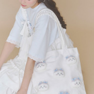 「ちいかわ」ガーリーなスペシャルコレクション！お顔たっぷりのぬいぐるみトートほか、フリルやリボンが可愛いTシャツなど先行販売