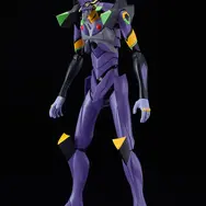 「ヱヴァンゲリヲン新劇場版」初号機と対を成す「エヴァ13号機」がプラモ化！ロンギヌスの槍に加えて、副腕を交差した状態を再現できるパーツなど付属
