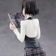 『ペルソナ５ ザ・ロイヤル』ポンコツ尾行シーンの「新島真」フィギュアが予約開始！手にした月刊誌で隠している表情が可愛い