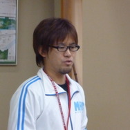 アシスタントプロデューサーの小嶋氏