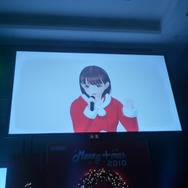 カノジョによる生ライブや、カレシたちが選ぶ人気イベント結果発表など・・・「メリープラスマス2010」レポート(1)