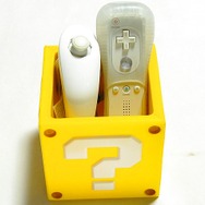 スーパーマリオのブロックに楽しく収納「Wiiディスクケース＆Wiiリモコンスタンド」・・・週刊マリオグッズコレクション第117回