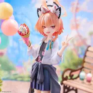 『ブルアカ』満面の笑みを浮かべる「ネル（制服）」が可愛すぎる！クレープ片手にピース、EXPO満喫のメモロビを1/7フィギュアで完全再現