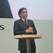 【Nintendo World 2011】岩田社長が助っ人で登場『nintendogs + cats』ステージプレゼン、新要素を訊く