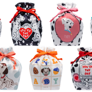 「Happyくじ 101匹わんちゃん」がファミマで10月17日発売！A賞は全長約60cmのポンゴ＆パディータ、ダルメシアン柄の雑貨がずらり並ぶ