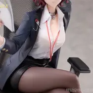 大人びた雰囲気のOLスタイル！『シャニマス』×『雀魂』コラボの「樋口円香」フィギュアが予約開始ー並べて飾りたい「浅倉透」も再受注