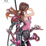 プラグスーツに映える大迫力のボディライン！お値段約12万円の高級フィギュアキット「絶対領域　真希波・マリ・イラストリアス」が11月7日先行公開＆受注へ