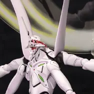 「ヱヴァQ」光輪パーツが大ボリューム！プラモデル「エヴァンゲリオン第13号機 疑似シン化第３＋形態（推定）」が予約受付開始