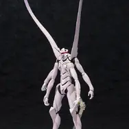 「ヱヴァQ」光輪パーツが大ボリューム！プラモデル「エヴァンゲリオン第13号機 疑似シン化第３＋形態（推定）」が予約受付開始