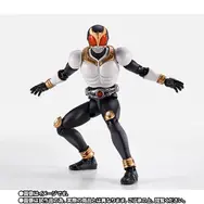 真骨彫製法「仮面ライダークウガ グローイングフォーム」が55thAnniversary Ver.として登場！3連続キックの最後の一撃を再現可能