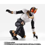 真骨彫製法「仮面ライダークウガ グローイングフォーム」が55thAnniversary Ver.として登場！3連続キックの最後の一撃を再現可能