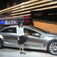 初日の会場から写真をお届け!