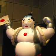 殺害現場を検証し、犯人を捜し出せ!「逆転ミステリー劇場 狙われた仮装コンテスト」体験レポート