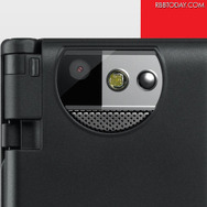 京セラコミュニケーションズ製 2画面Androidスマートフォン「Kyocera Echo」 京セラコミュニケーションズ製 2画面Androidスマートフォン「Kyocera Echo」