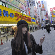 【秋葉原】秋葉原は意外と？都会ですよ。総武線の他に、つくばエクスプレス、JR山手線、JR京浜東北線も停車します。ここでもさっそくアプリを起動 【秋葉原】秋葉原は意外と？都会ですよ。総武線の他に、つくばエクスプレス、JR山手線、JR京浜東北線も停車します。ここでもさっそくアプリを起動