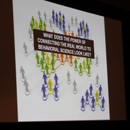 【GDC2011】ゲーム性を活用して地域活性化に・・・「メイコン・マネー」の実例 